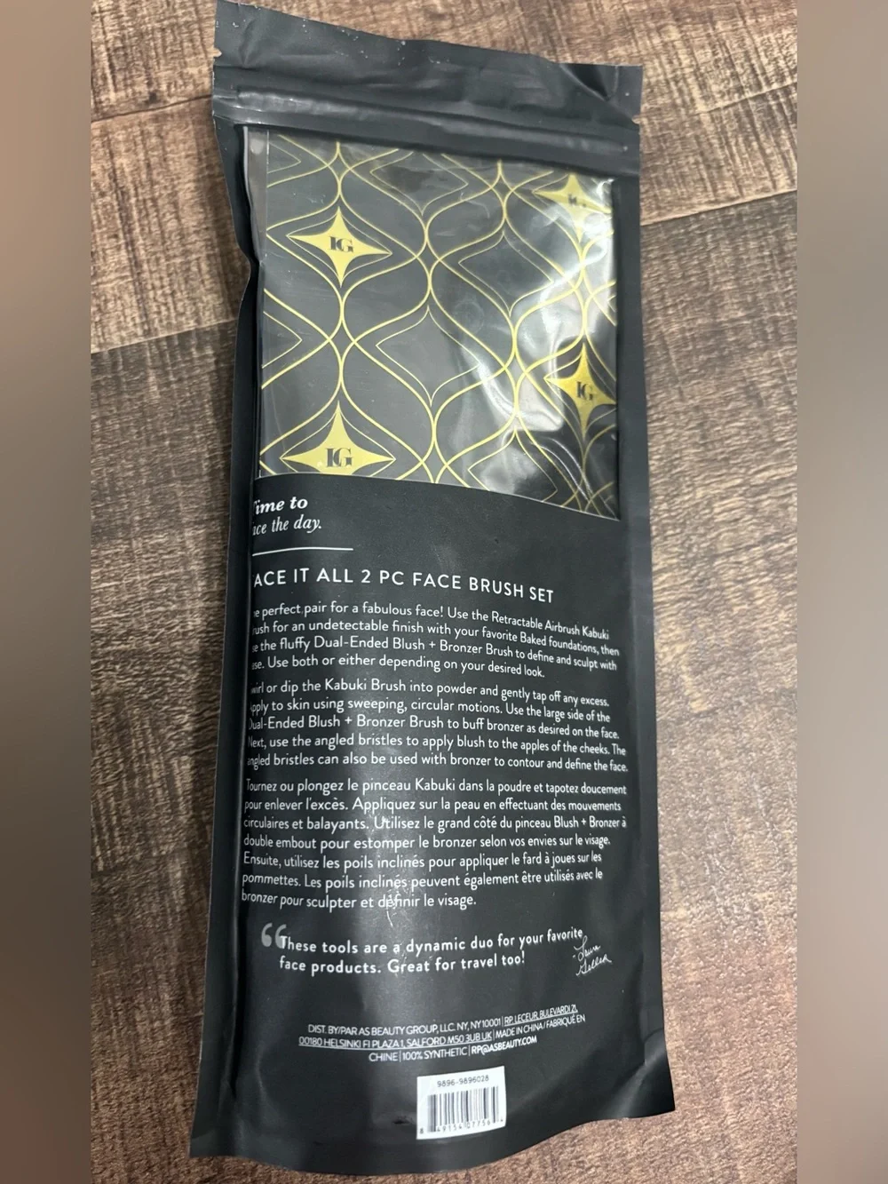 Laura Geller “Face It All” 2pc Face Brush Set